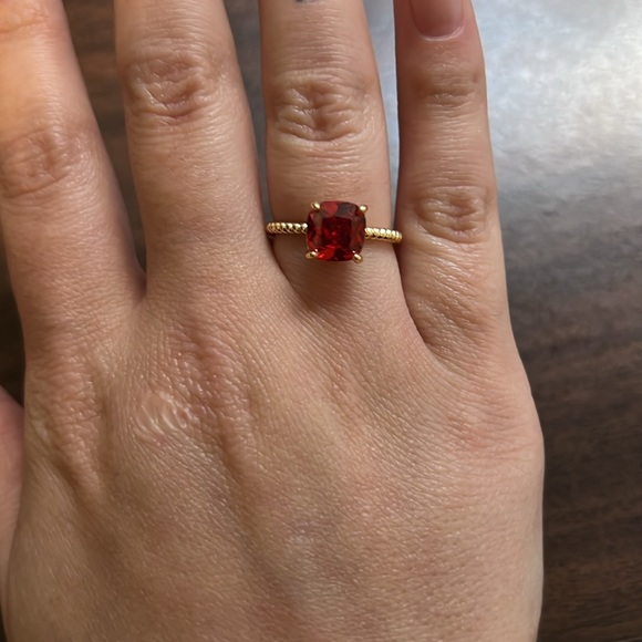 Red stone ring - Picture 2 of 6